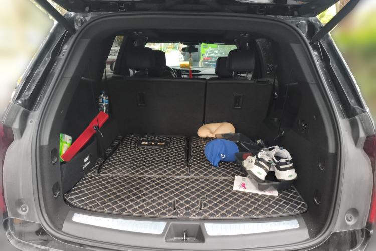 Used Cadillac XT6 2020 28T Seven-Seater Fashion Edition Trunk