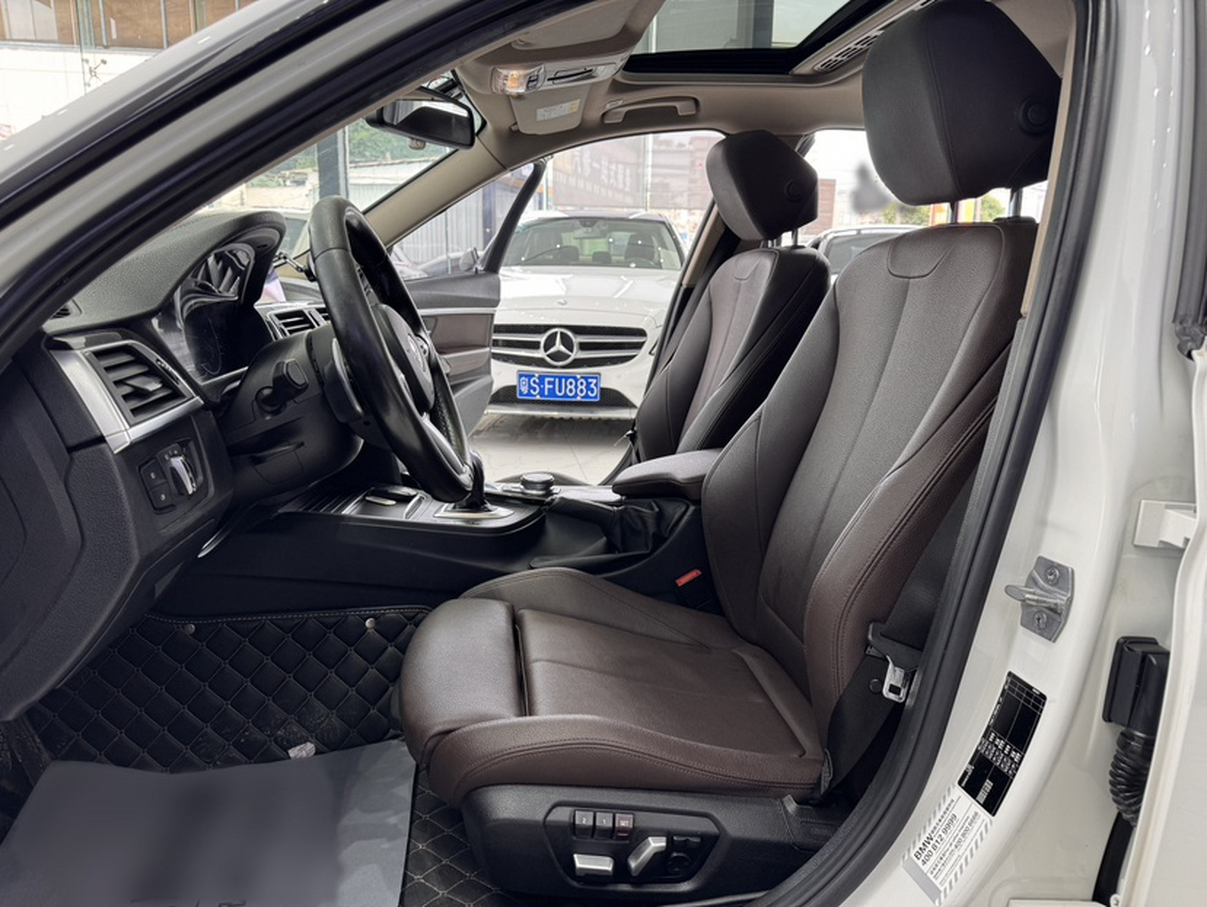 Avant de la voiture