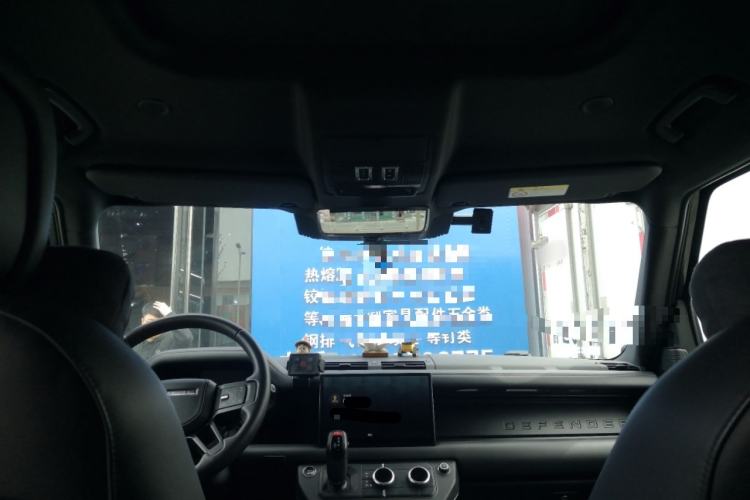 Used Land Rover Defender 2023 Facelift 110 3.0T P400 X-DYNAMIC HSE Headliner