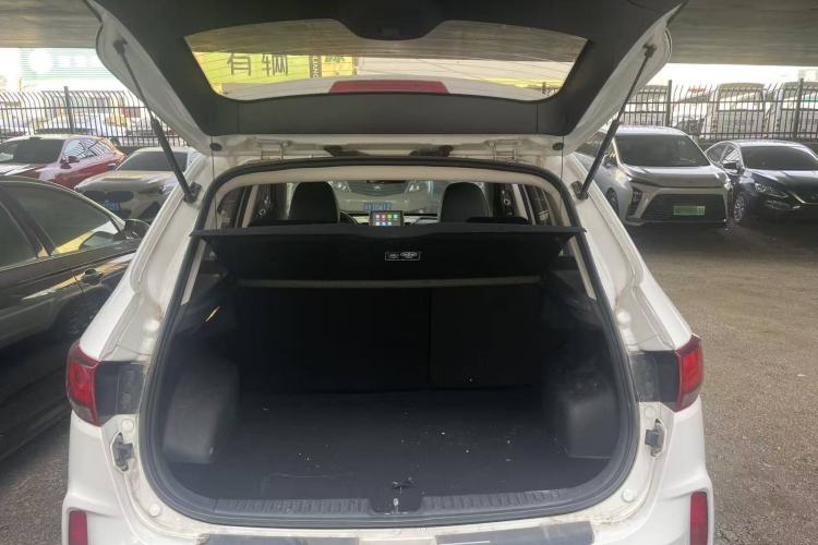 Used Bestune X40 2019 1.6L Automatic Luxury Edition China VI
