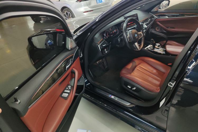 Used BMW 5 Series 2018 Restyled 530Li Leading Edition M Sport Package