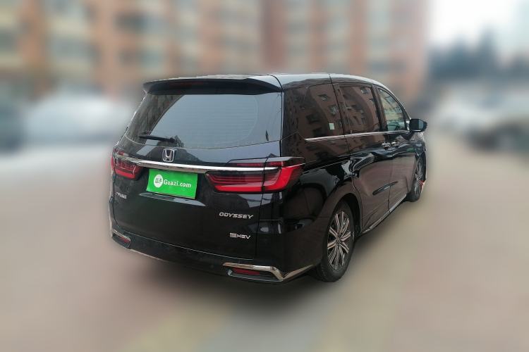 Used Honda Odyssey 2024 2.0L eHEV Sharp & Smart Edition