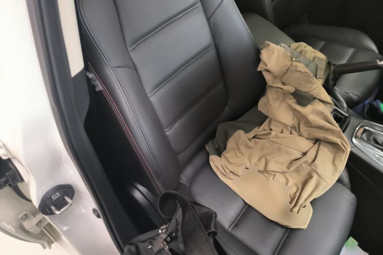 Used Mazda Atenza 2015 2.5L Blue Sky Sport Edition
