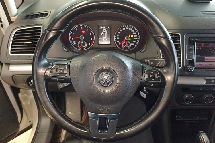 Used Volkswagen Sharan 2013 1.8TSI Standard Model
