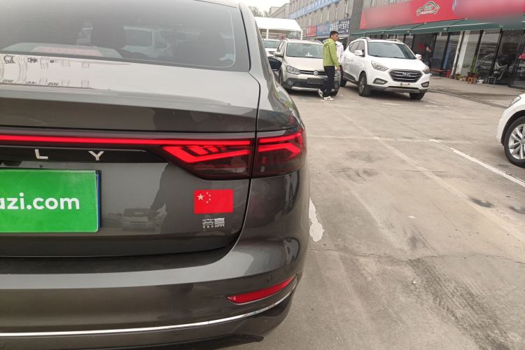 Used Geely Auto Emgrand 2023 4th Generation Champion Edition 1.5L CVT Prestige Model Exterior 3