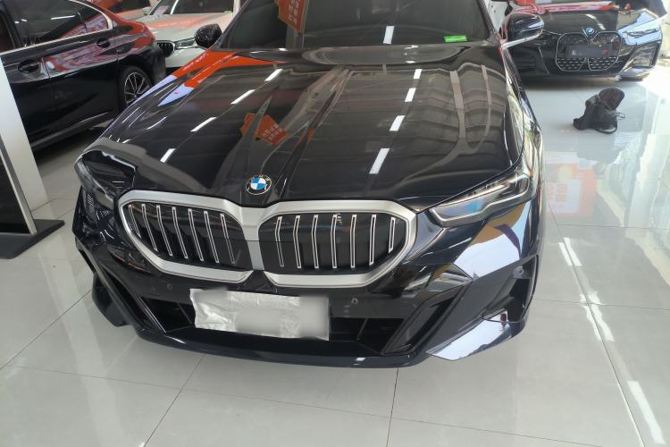 Used BMW 5 Series 2025 525Li M Sport Package Front