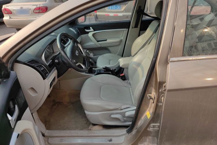 Used Geely Auto Emgrand 2015 Sedan 1.5L Manual - Top Trim Level
