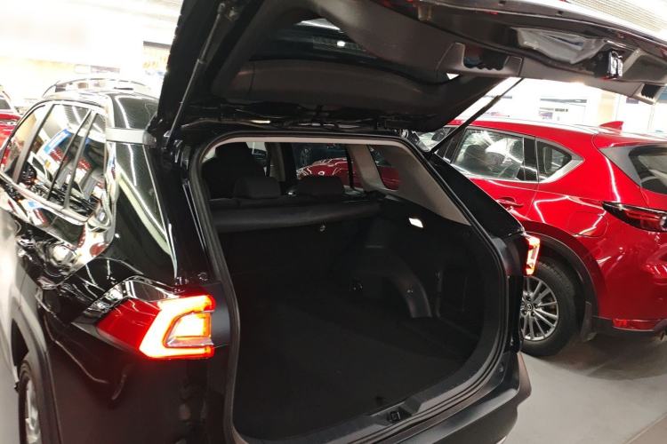 Used Toyota Wildlander 2024 2.0L CVT Two-Wheel Drive Leading Edition