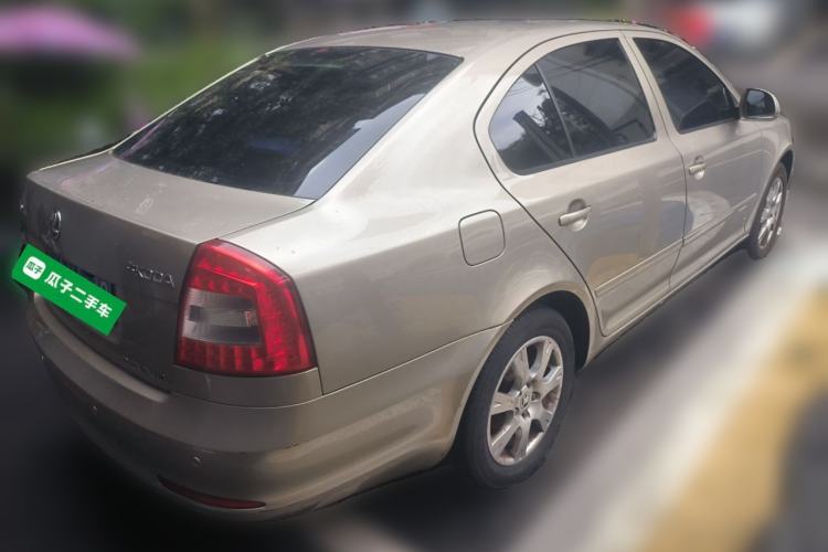 Used Skoda Octavia 2014 1.6L Manual Eado Edition