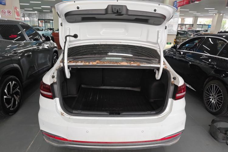 Used Volkswagen Lavida 2023 280TSI DSG Full-Comfort Edition Trunk