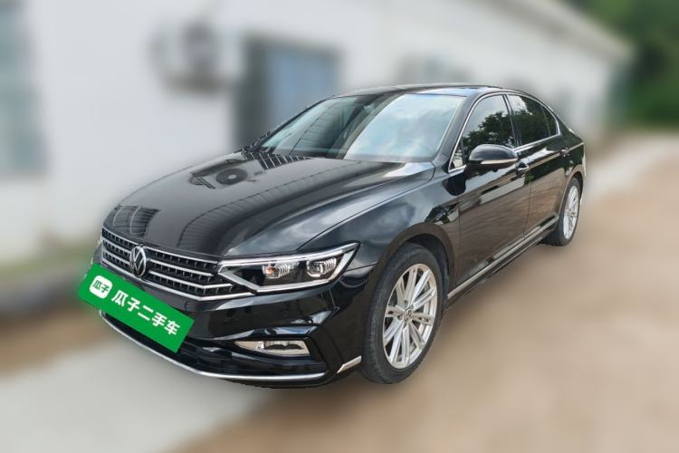 Used Volkswagen Magotan 2023 2 Million Units Limited Edition 330TSI DSG Leading Version