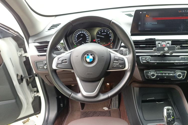 Used BMW X1 2021 sDrive20Li Fashion Model Steering Wheel