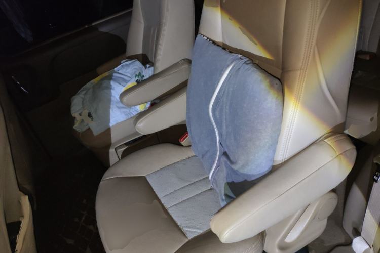 Used Buick GL8 2014 2.4L Classic Edition
