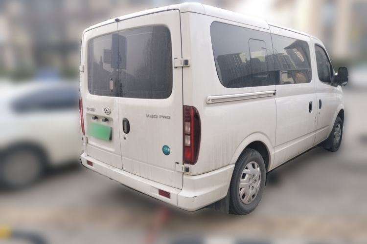 Used SAIC MAXUS Xintu V80 2024 Aotuntong 6MT Short-Wheelbase Ultra-Low Roof 127 Ps 5/6 Seats