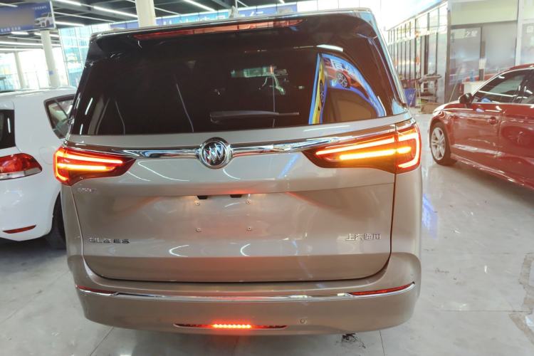 Used Buick GL8 2022 ES Landtrek 653T Luxury Edition
