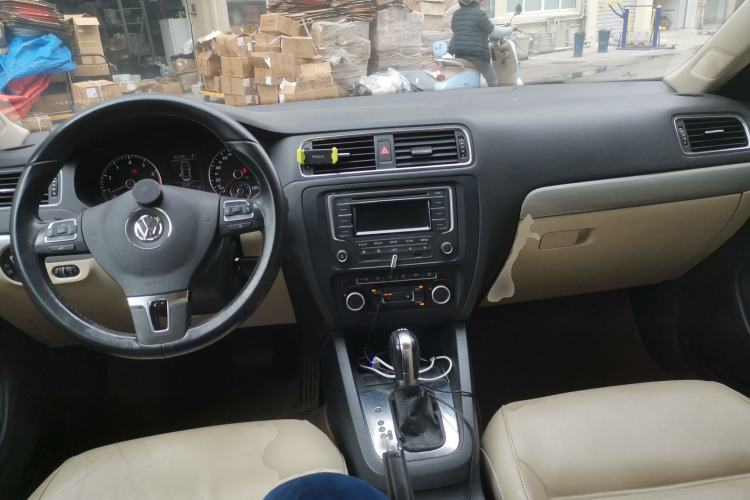 Used Volkswagen Sagitar 2012 1.4TSI Automatic Luxury Edition
