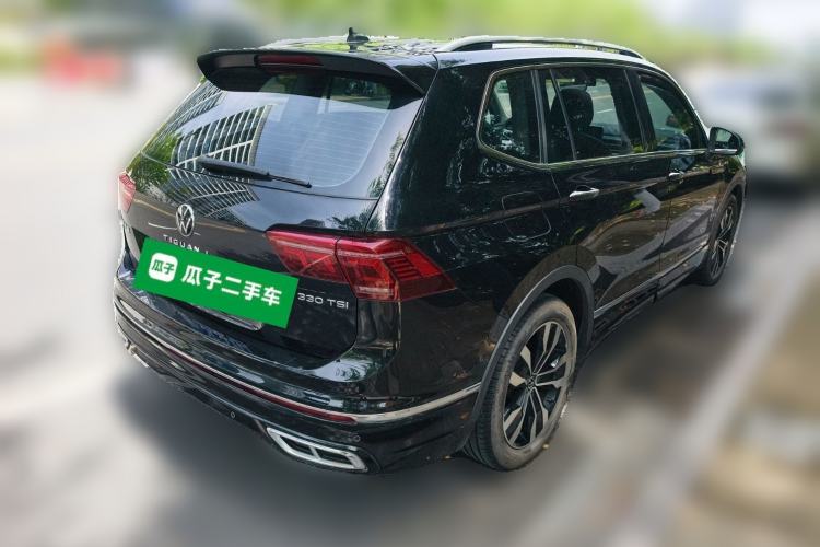 Used Volkswagen Tiguan L 2022 330TSI Automatic Two-Wheel Drive R-Line Enhanced Edition Rear Right 45 Deg