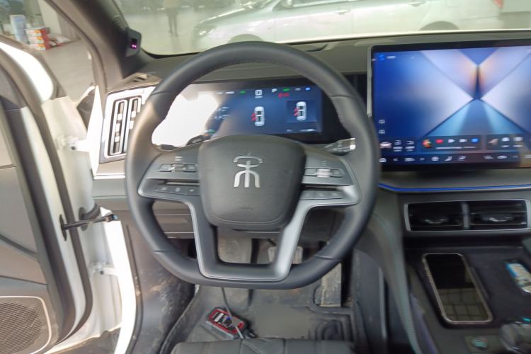 Used BYD Song L DM-i 2025 Intelligent Driving Version 160 km Beyond-Range Type