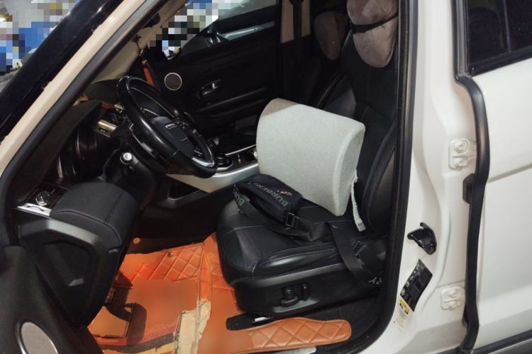 Used Land Rover Range Evoque 2018 240 PS SE Smart Brilliance Edition Left Front Seat