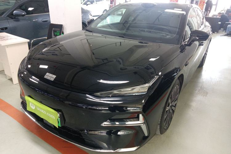 Used Geely Galaxy 8 2025 130km EM-P Starship Edition