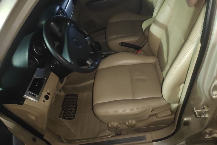 Used Buick Excelle 2011 1.6LX-AT Left Front Seat