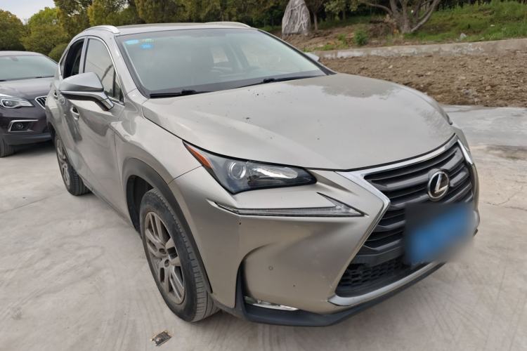 Used Lexus NX 2015 200T All-Wheel-Drive Fēngshàng Edition Front Right 45 Deg