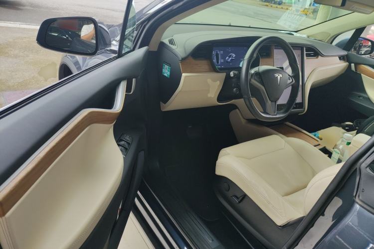 Used Tesla Model X 2016 X 75D Driver Seat