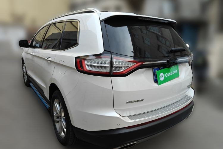 Used Ford Edge 2016 EcoBoost 245 Two-Wheel-Drive Titanium 7-Seater
