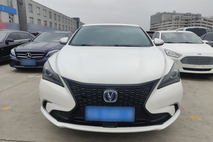 Used CHANGAN Eado 2019 Blue Whale Edition 280T GDI DCT High-Speed Model Front