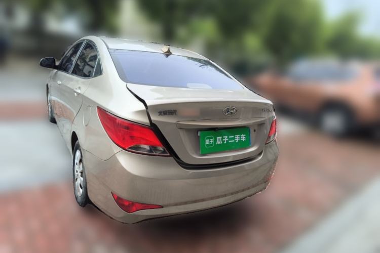 Used Hyundai Verna (older generation) 2014 1.4L Manual Fashion GS Model Rear Left 45 Deg
