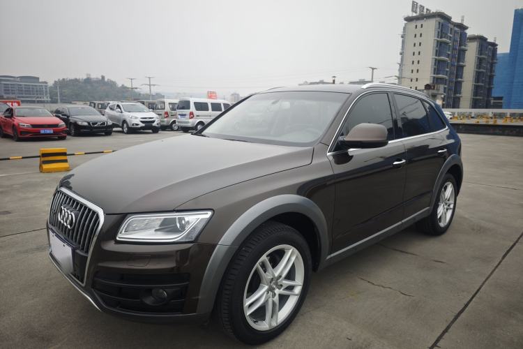 Used Audi Q5 2017 Plus 40 TFSI Technology Model
