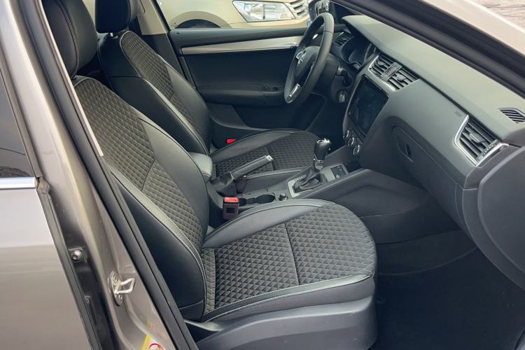 Used Skoda Octavia 2019 1.5L Automatic Luxury Edition
