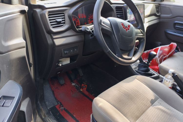 Used Wuling Hongguang V 2021 1.5L Jingqu Version LAR
