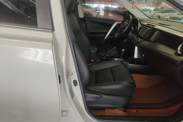 Used Toyota RAV4 2018 2.5L Automatic 4x4 Elite i Edition
