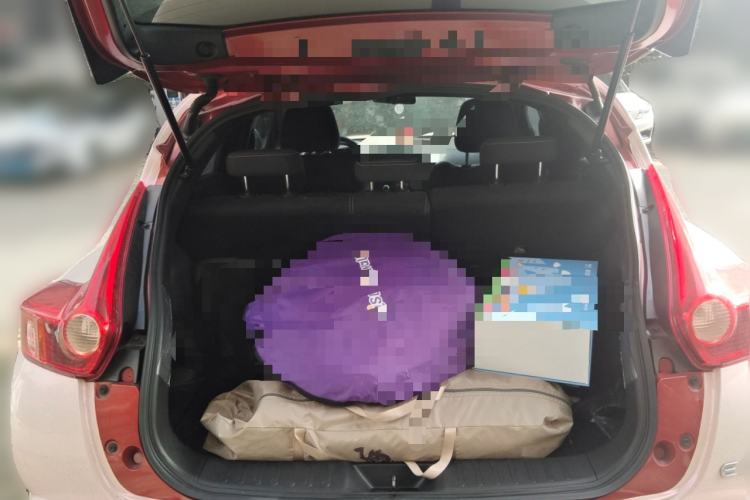 Used Infiniti ESQ 2014 1.6L Spontaneous Edition
