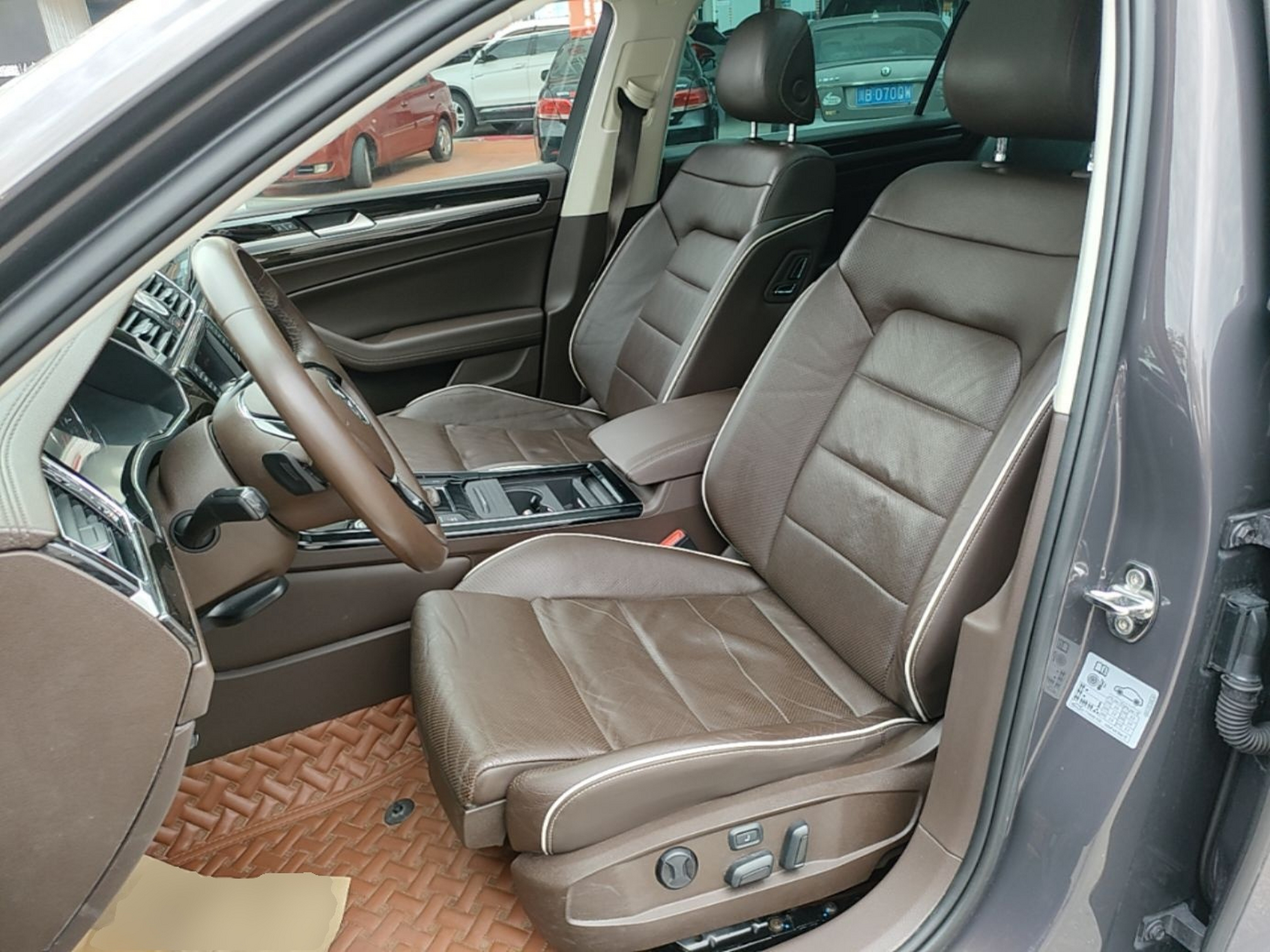 Avant de la voiture
