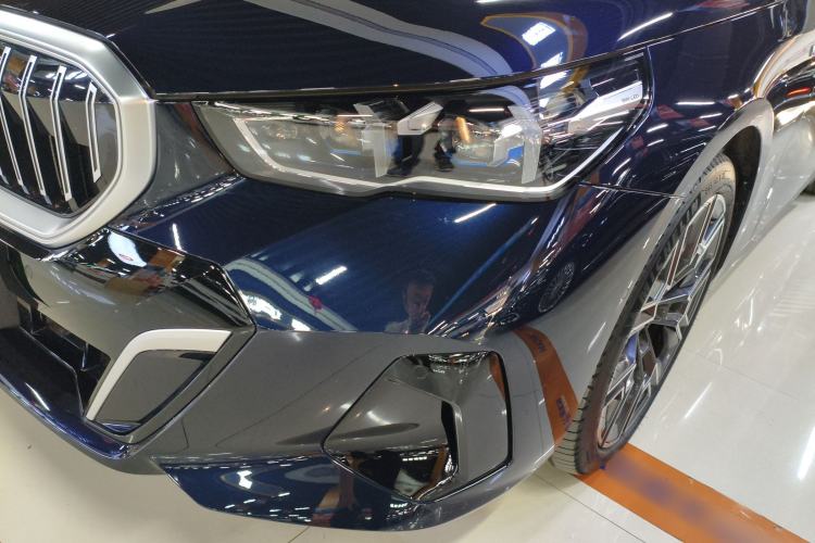 Used BMW 5 Series 2025 530Li Luxury Edition M Sport Package
