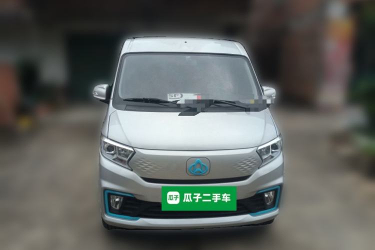 Used CHANGAN KUAYUE Xing V7 EV 2025 Model, Passenger Version, Comfort Type, 6-seater Front