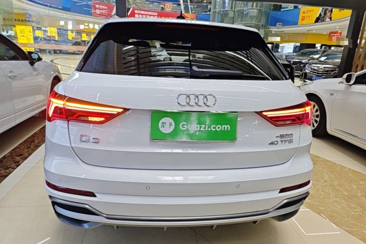 Used Audi Q3 2022 40 TFSI Fashion Dynamic Model
