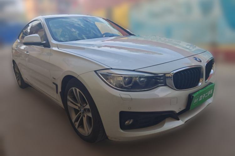 Used BMW 3 Series GT 2014 320i Design Package Model Front Right 45 Deg