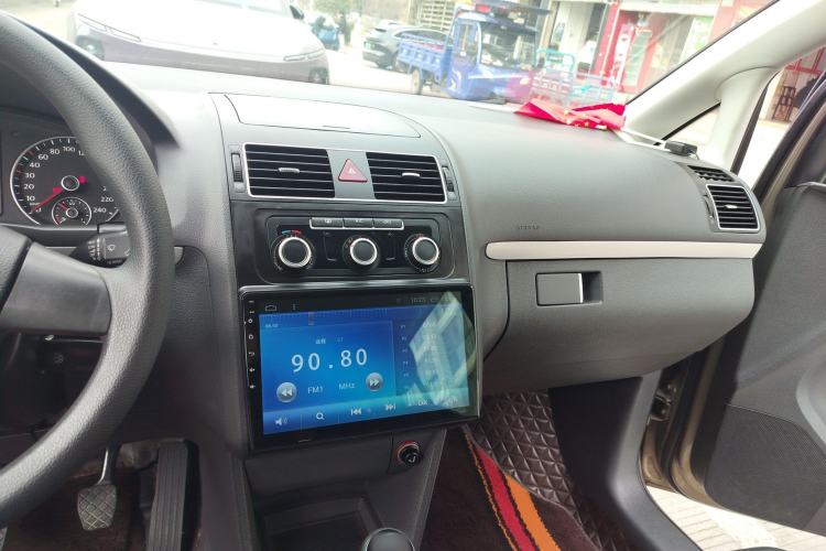 Used Volkswagen Touran 2015 1.4T Manual Comfort Edition 5-Seater
