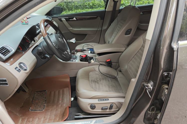 Used Volkswagen Magotan 2013 1.8TSI Prestige Model
