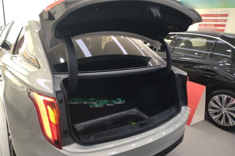 Used Hongqi E-QM5 2022 431 km Charge & Enjoy Edition
