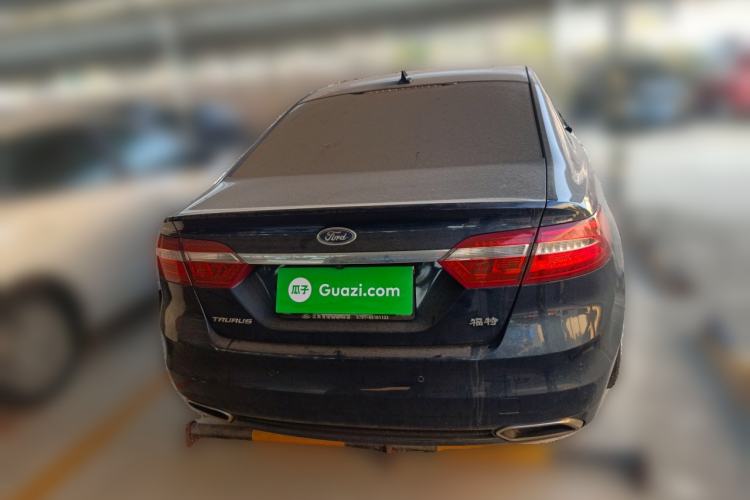 Used Ford Taurus 2015 EcoBoost 245 Luxury Model
