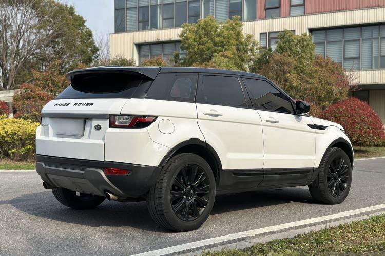 Used Land Rover Range Evoque 2016 2.0T SE Smart Glow Edition
