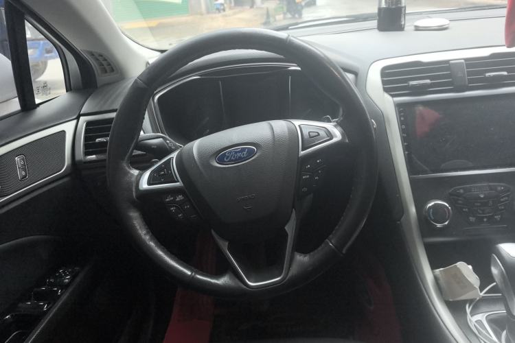 Used Ford Mondeo 2013 2.0L GTDi 200 Fashion Edition Steering Wheel