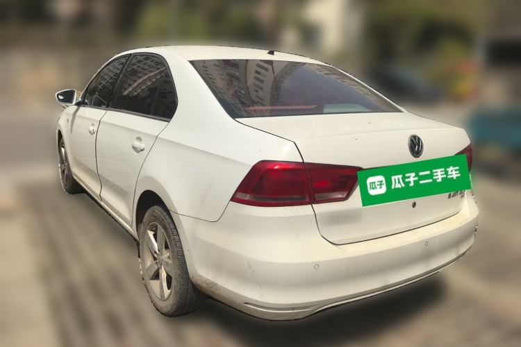 Used Volkswagen Santana 2015 1.6L Manual Comfort Edition
