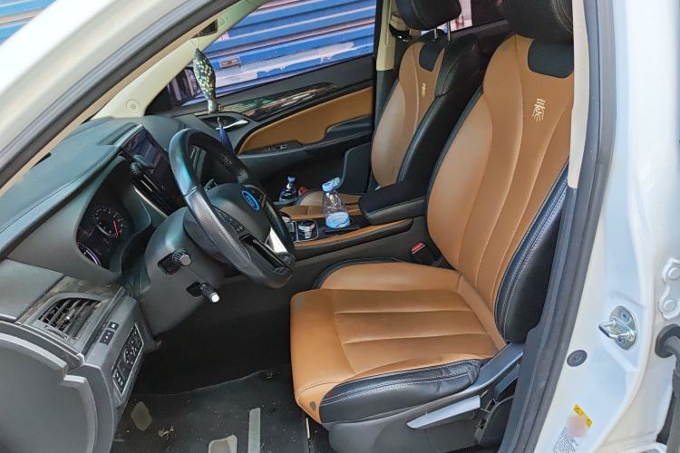 Used BYD Qin New Energy 2017 1.5T Luxury Model
