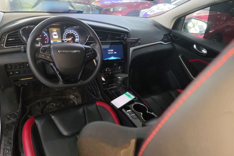 Used Venucia D60 2019 100 000 Honor 1.6L XL CVT Chenku Edition China VI Standard