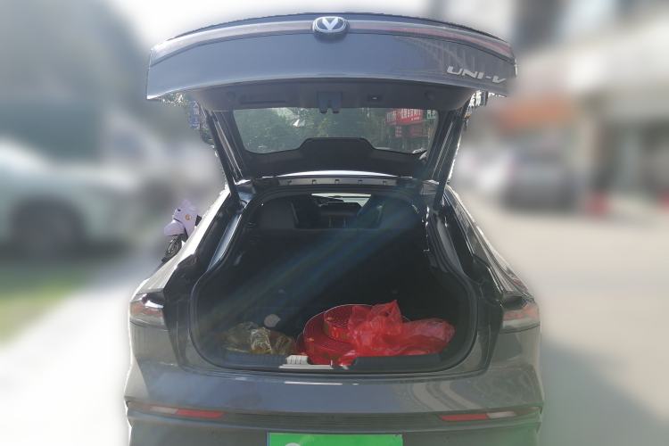 Used CHANGAN UNI-V 2024 1.5T Prestige Edition Trunk